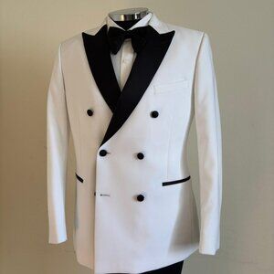 DOUBLE BREASTED TUXEDO JACKET